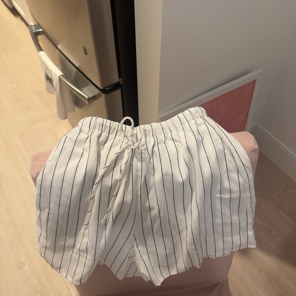 DISSH Olie Shorts - Picture 6 of 6